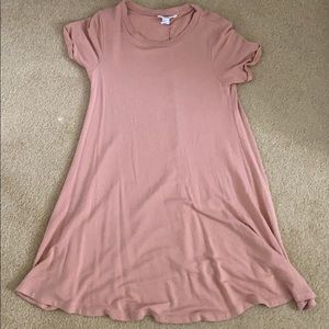 Super soft T-shirt dress (peachy nude color)